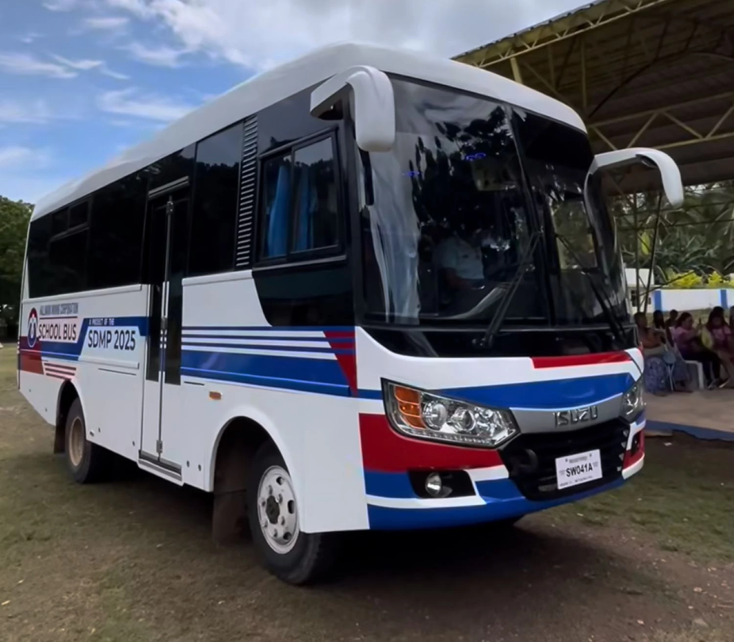 HMC Supports Brgy. Macambol Students with New School Bus